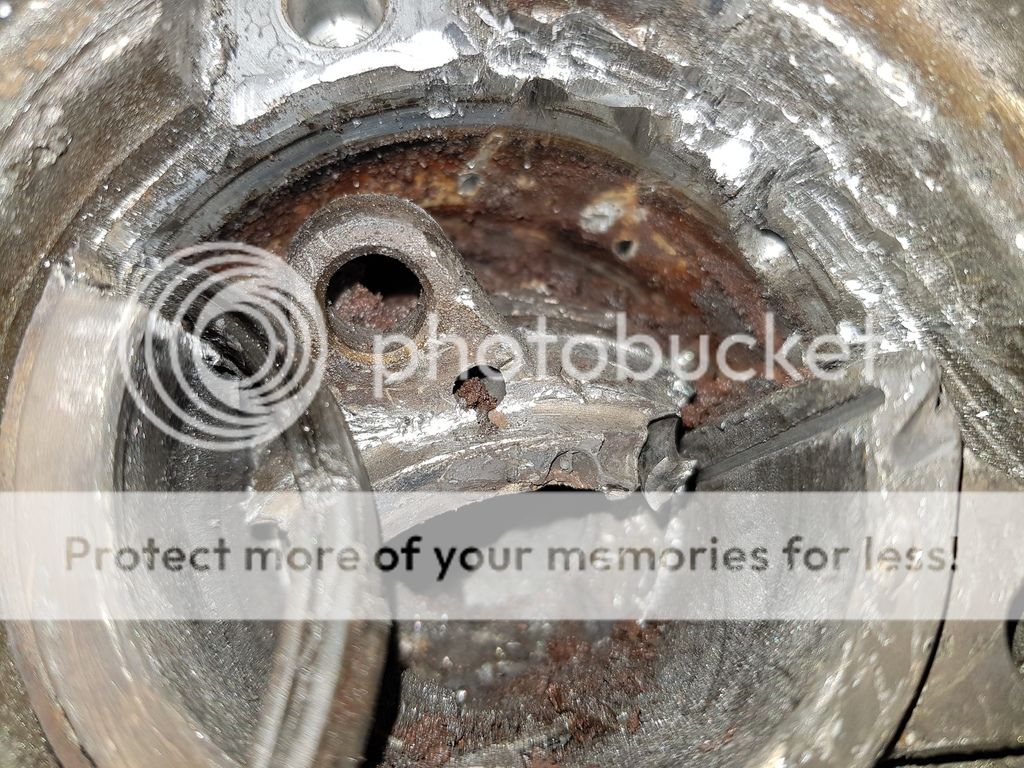 Water pump Seized in to the block 2.5 AXD 2006 VW T4 Forum VW T5 Forum